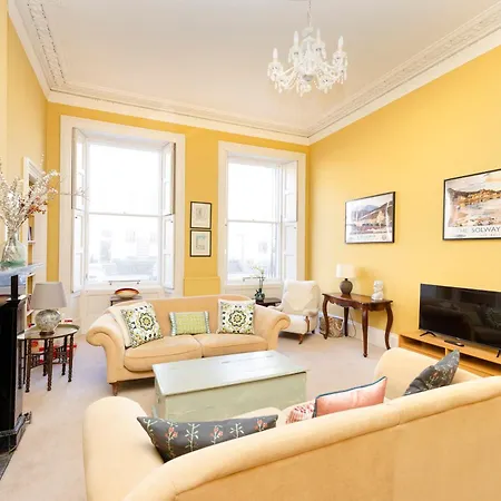 Joivy Chic And Spacious House At The Heart Of The City Edinburgh Exterior photo
