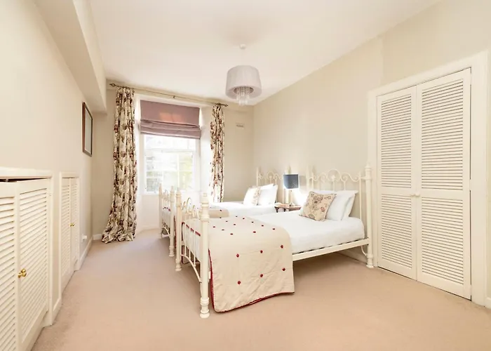 Joivy Chic And Spacious House At The Heart Of The City