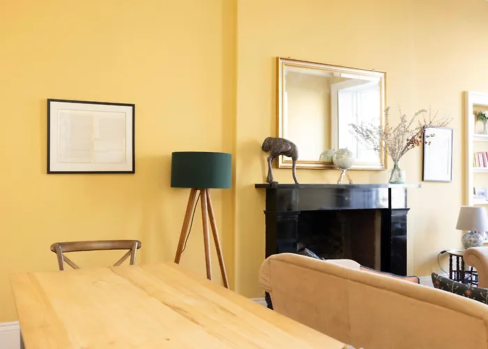Joivy Chic And Spacious House At The Heart Of The City